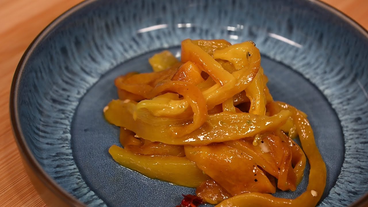 TECNICHE DI CUCINA:Peperoni Arrosto Senza Forno?Il TRUCCO per Spellare in 10 Secondi!