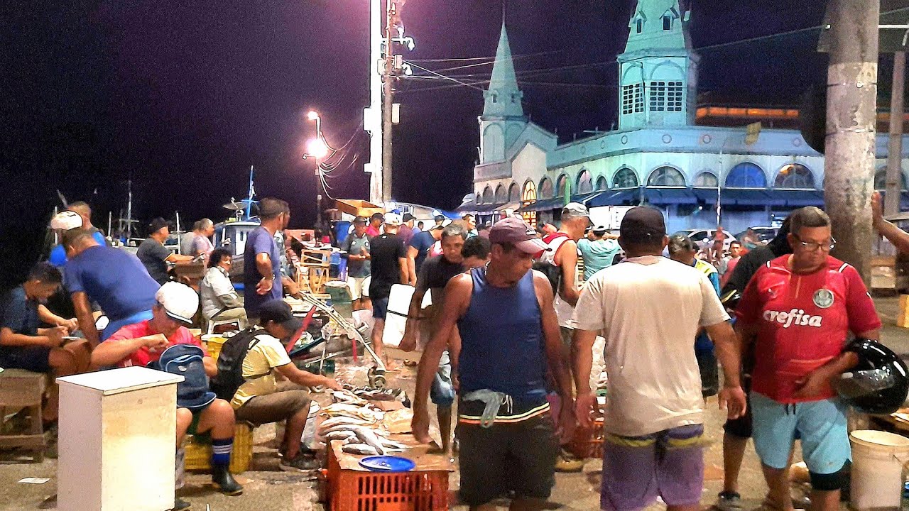 A PEDRA DO PEIXE de madrugada |  VER-O-PESO, Bel&eacute;m, Par&aacute;