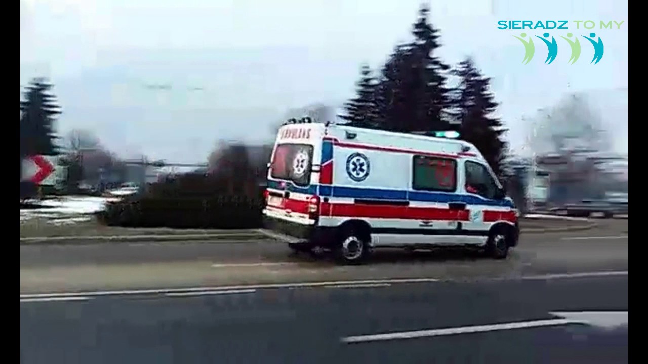 GROŹNY WYPADEK W SIERADZU, 4 OSOBY RANNE