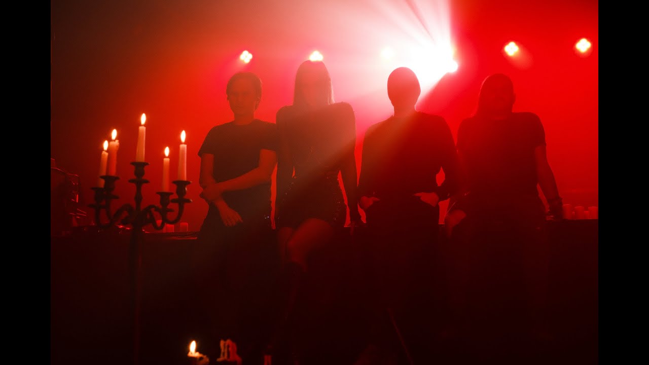 ELLEREVE - But Nowhere (Live Session)