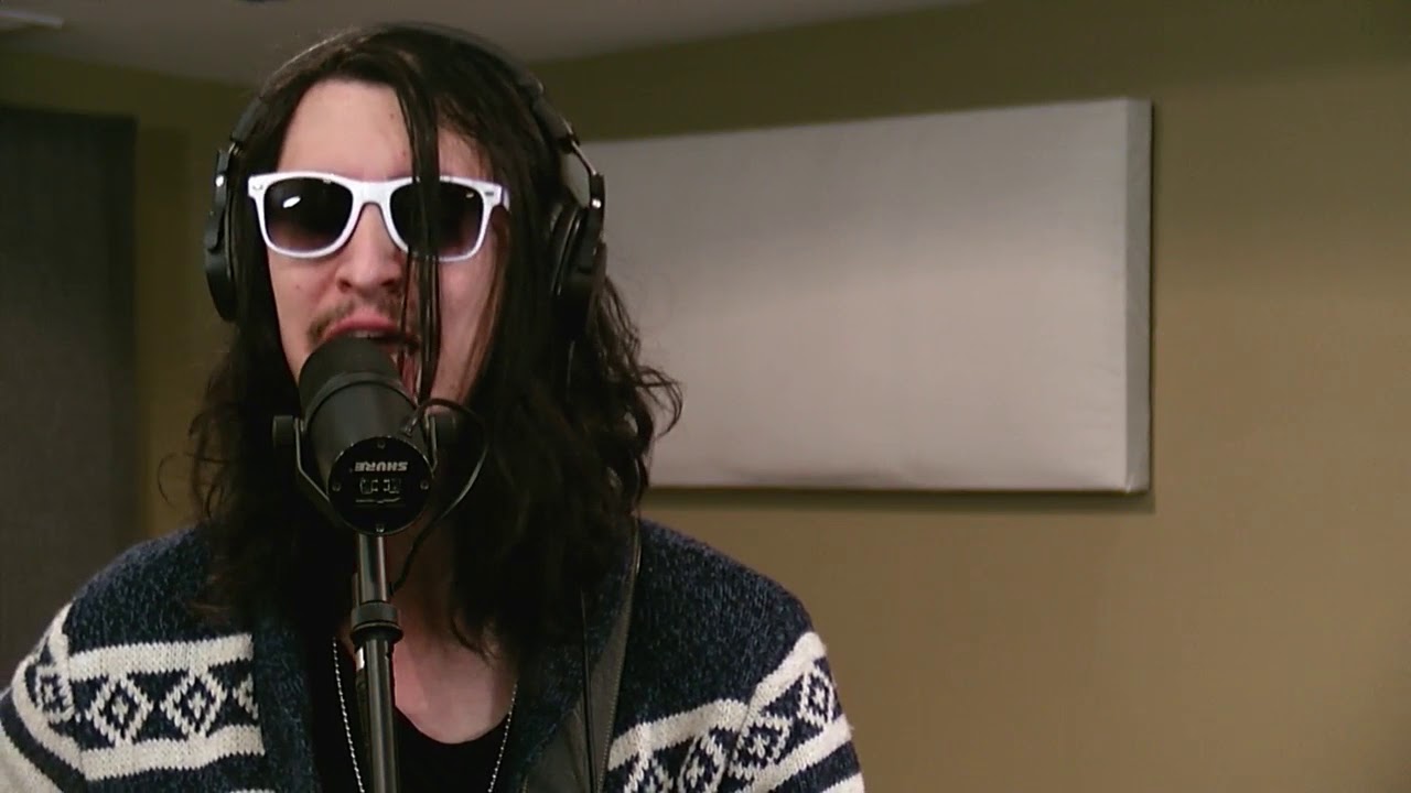 Jacob Thomas Jr. - Strangers In Love - Daytrotter Session - 1/18/2018