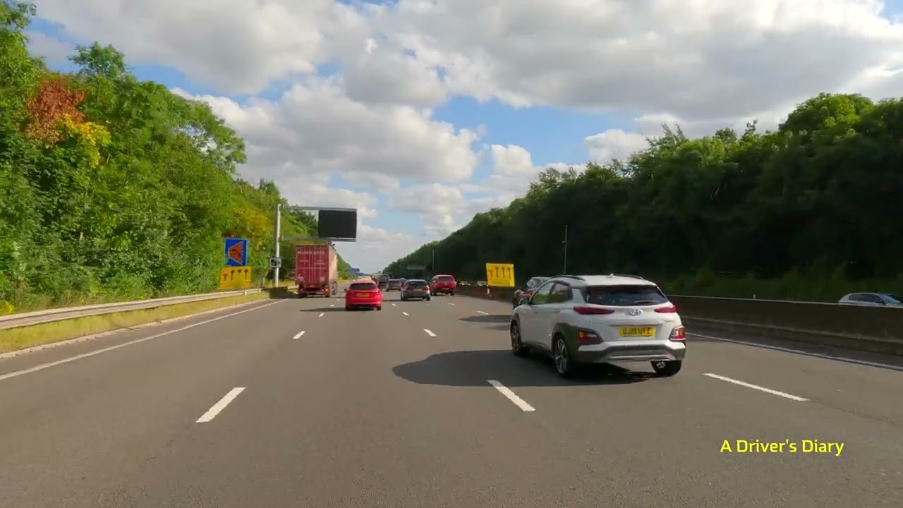 M1 Motorway drive southbound on a Friday afternoon