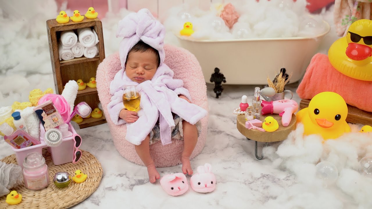 Michaela's Newborn Session 4k