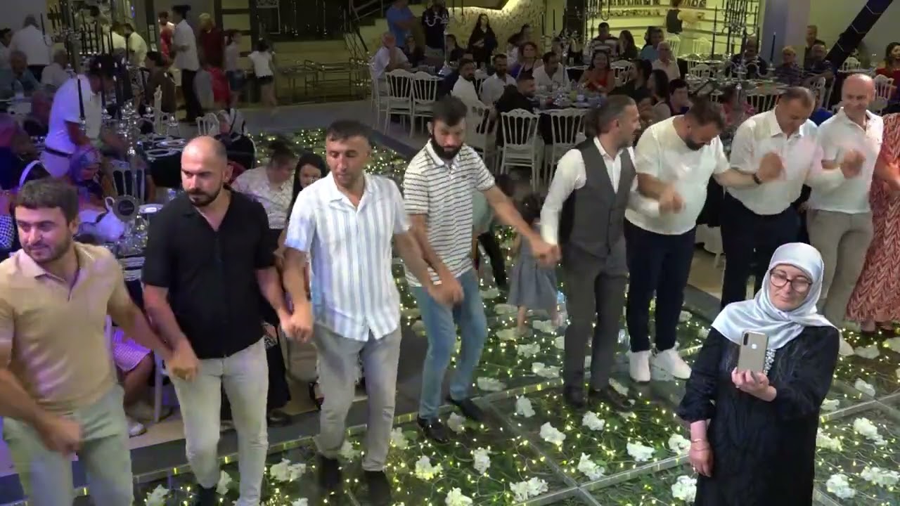 Antalya'da Trabzon Vakfıkebir Düğünü 28.07.2024 - Horon 1 - Orhan Çavuş ( Antalya Kemençe Kursu )