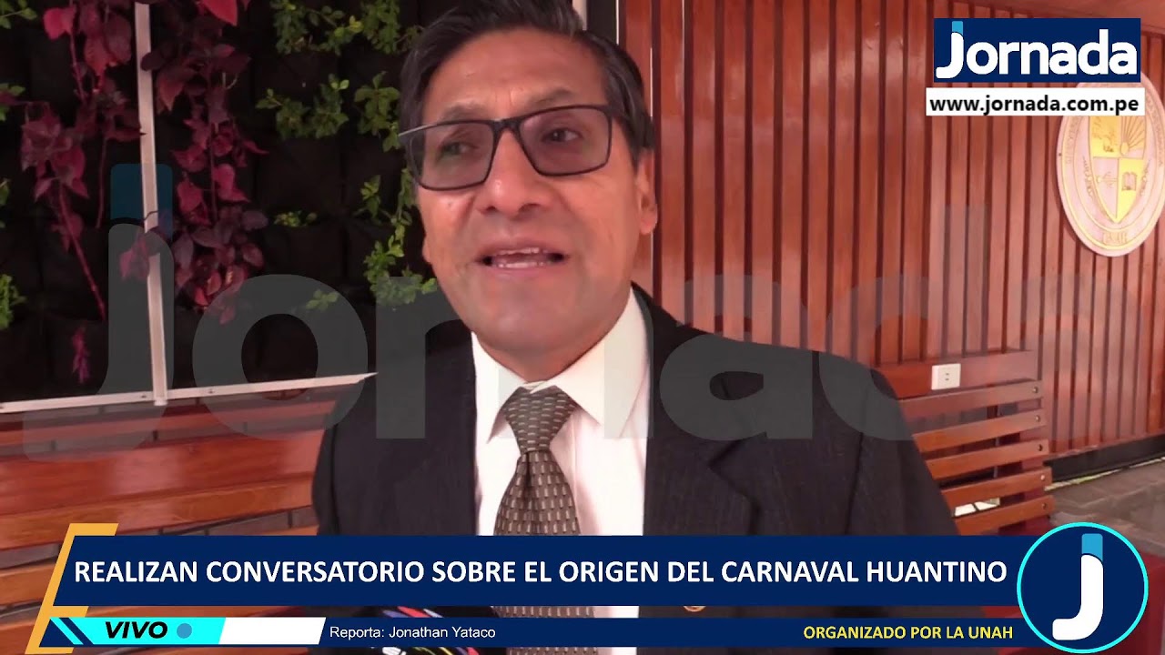 Realizan conversatorio sobre el origen del Carnaval Huantino