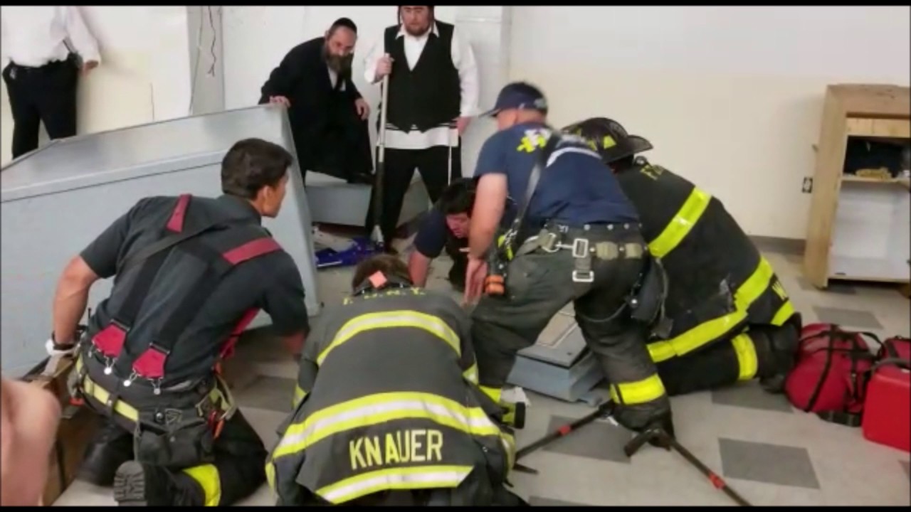 Aron Kodesh Safe Falls On Belzer Yugerman In Boro Park
