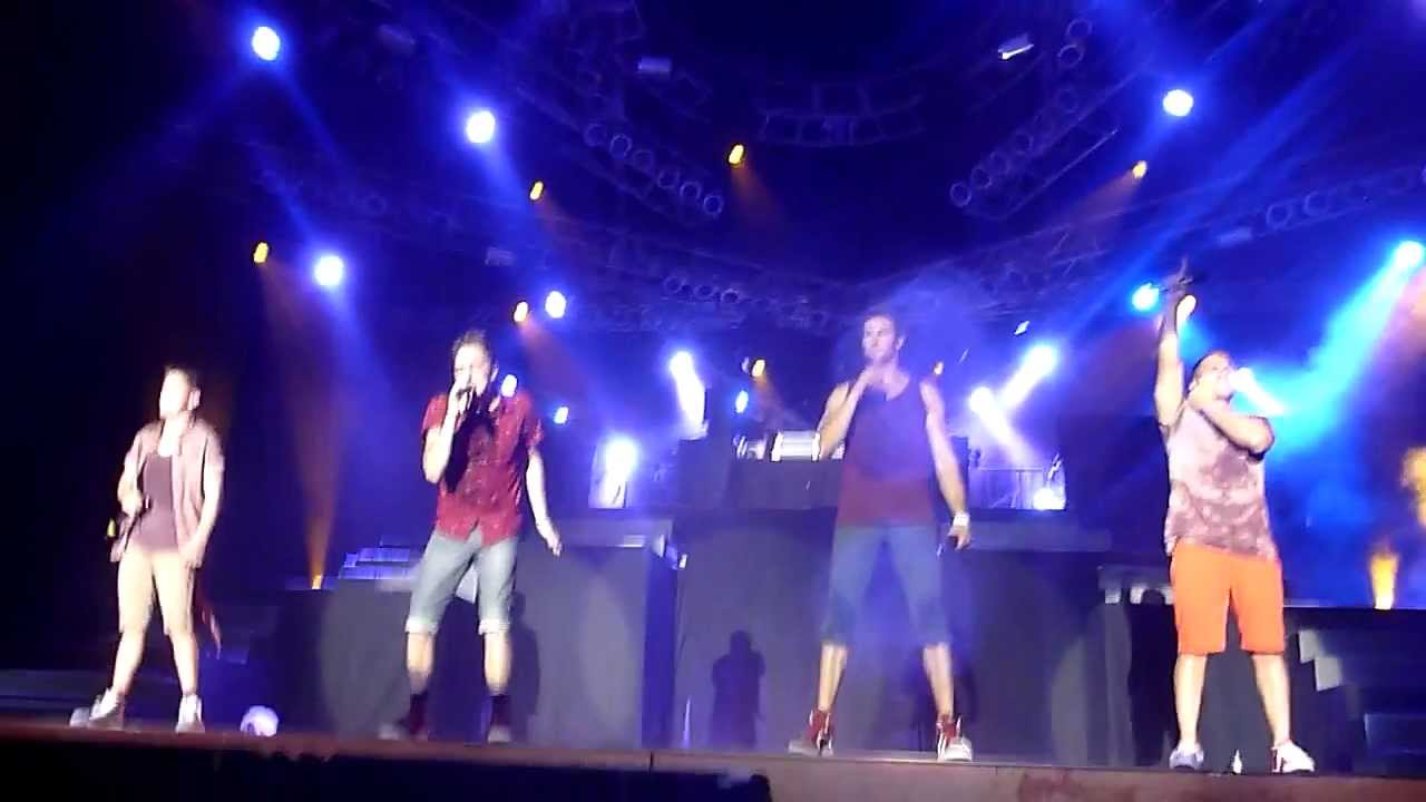 Big Time Rush Universal Orlando — Confetti Falling