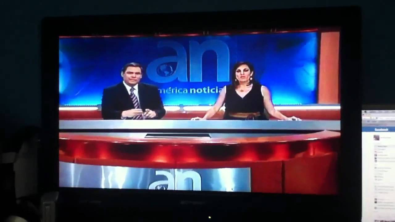 WJAN-CD / America Noticias a las 5:00 Open for 5/4/2012