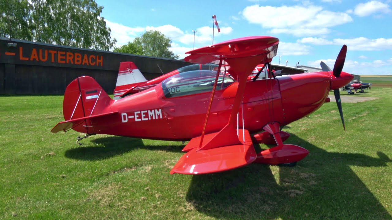 Christen Eagle 2 aerobatic training