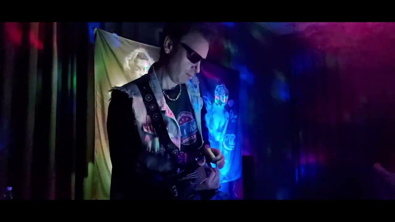 May & Biisintekijä - Hullujussi (Live-Ikuri)