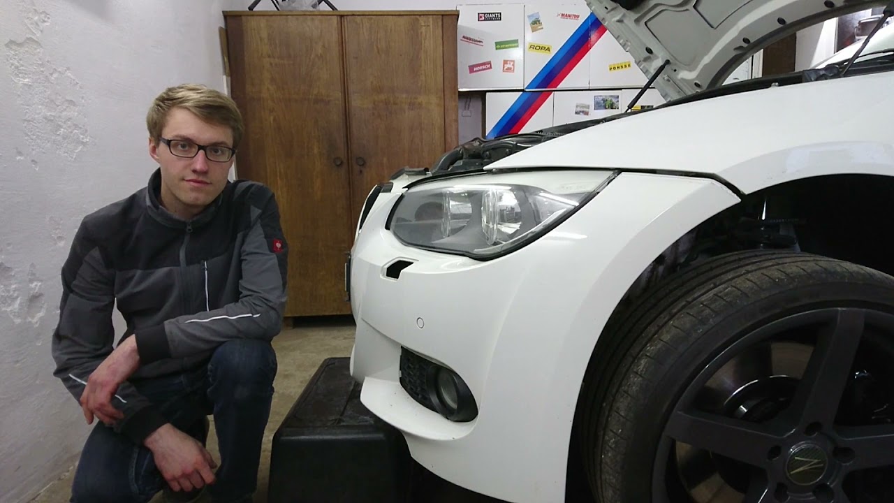 Frontstoßstange abbauen - BMW E93/93