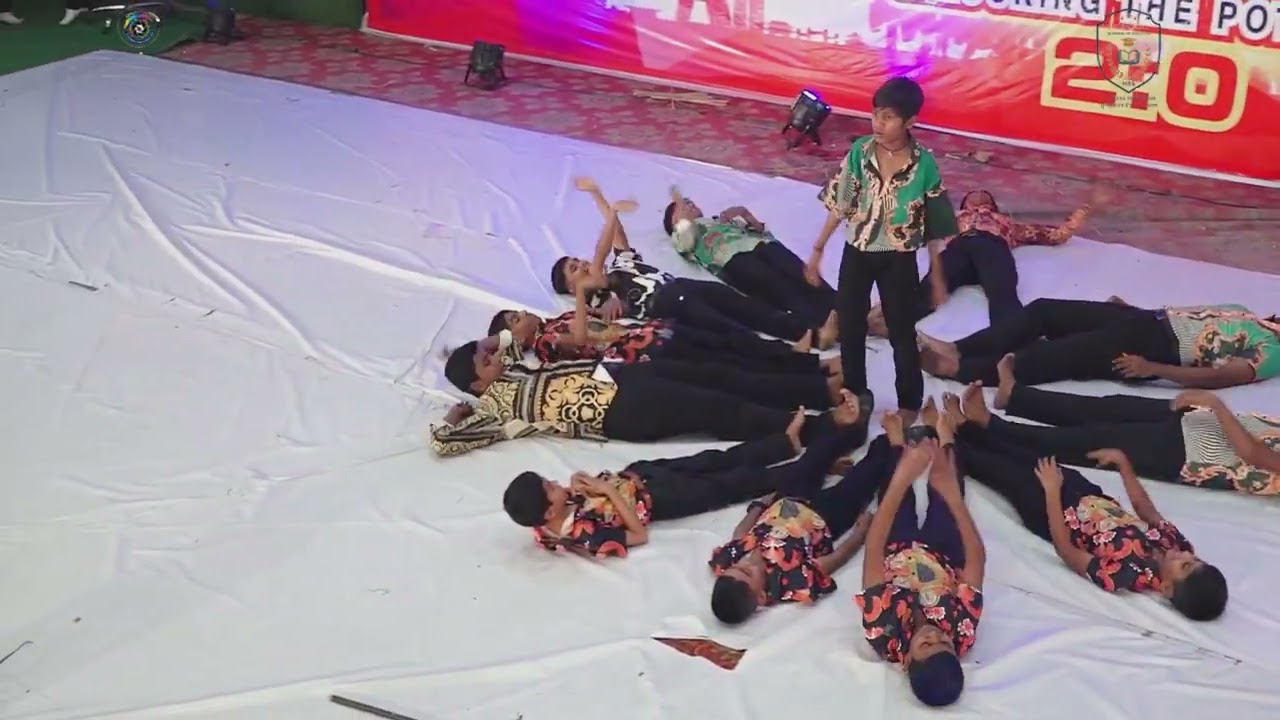 PUSHPA DANCE PERFORMANCE BY 6 & 8 CLASS BOYS - UDAAN 2.0 