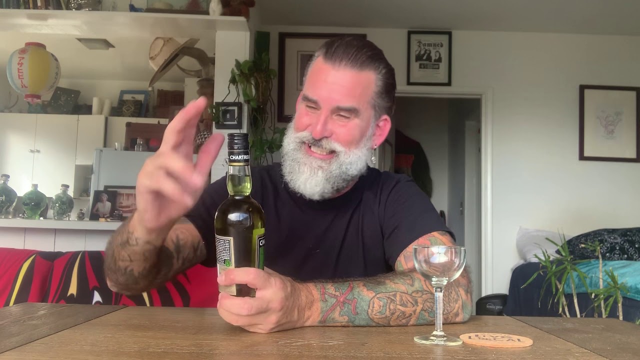 Green chartreuse tasting