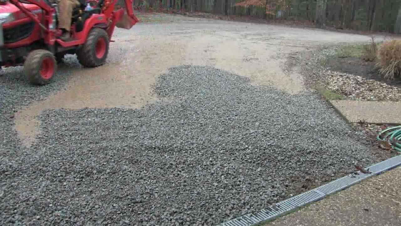 Kubota BX25 Spreading Gravel