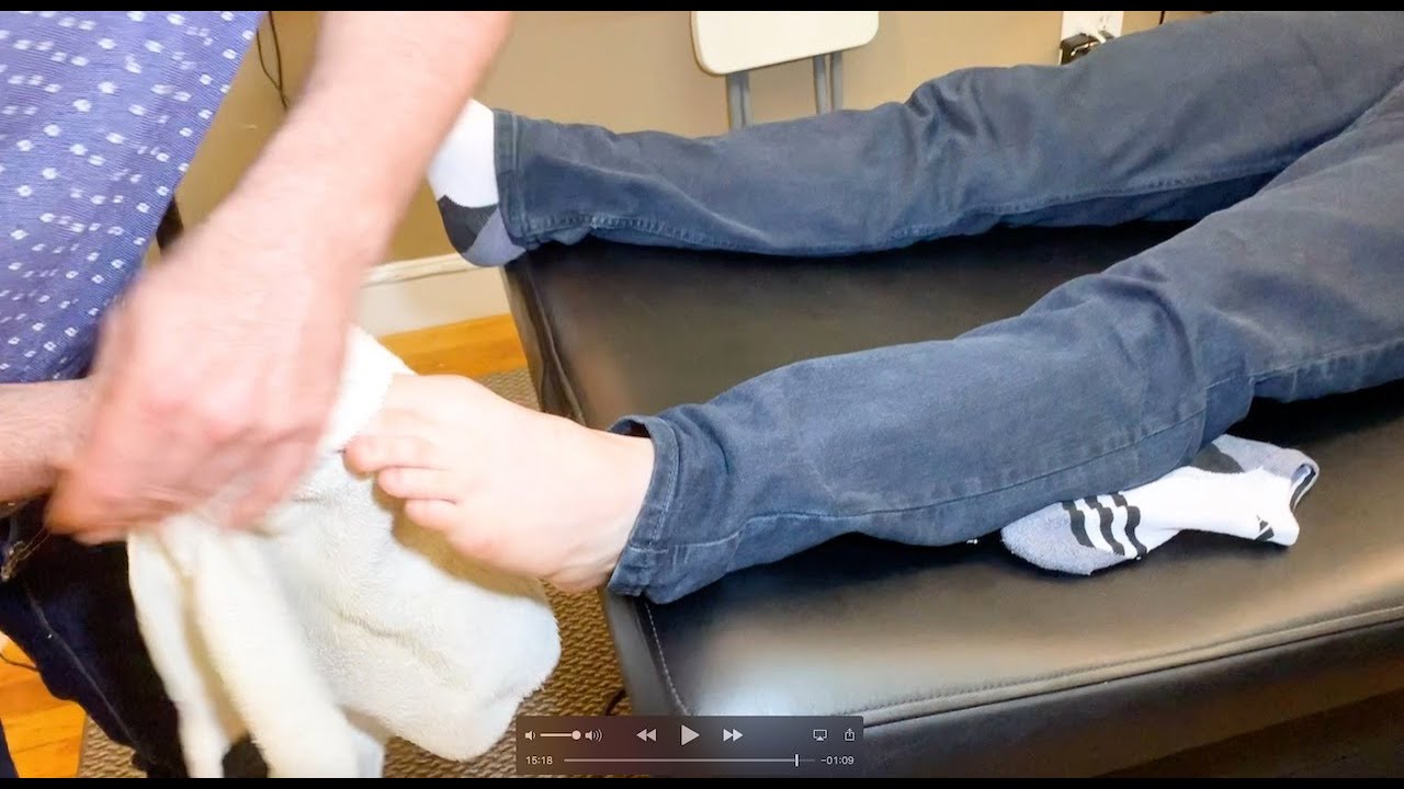 BIG TOE CRACK! ... AND EVERYTHING ELSE, TOO! (Chiropractic Adjustment 2019)