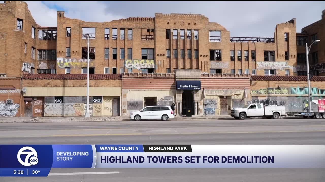 Highland Towers demolition underway in Highland Park after decades of vacancy