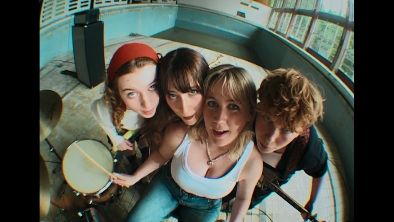 Florence Road - Goodnight (live from the pool)