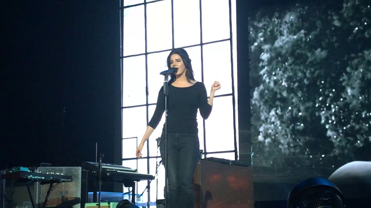 White Mustang – Lana Del Rey San Francisco 2017