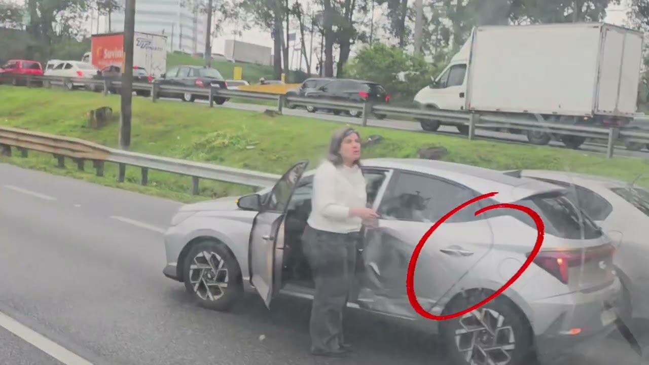 NO TRAJETO: UM ACIDENTE  