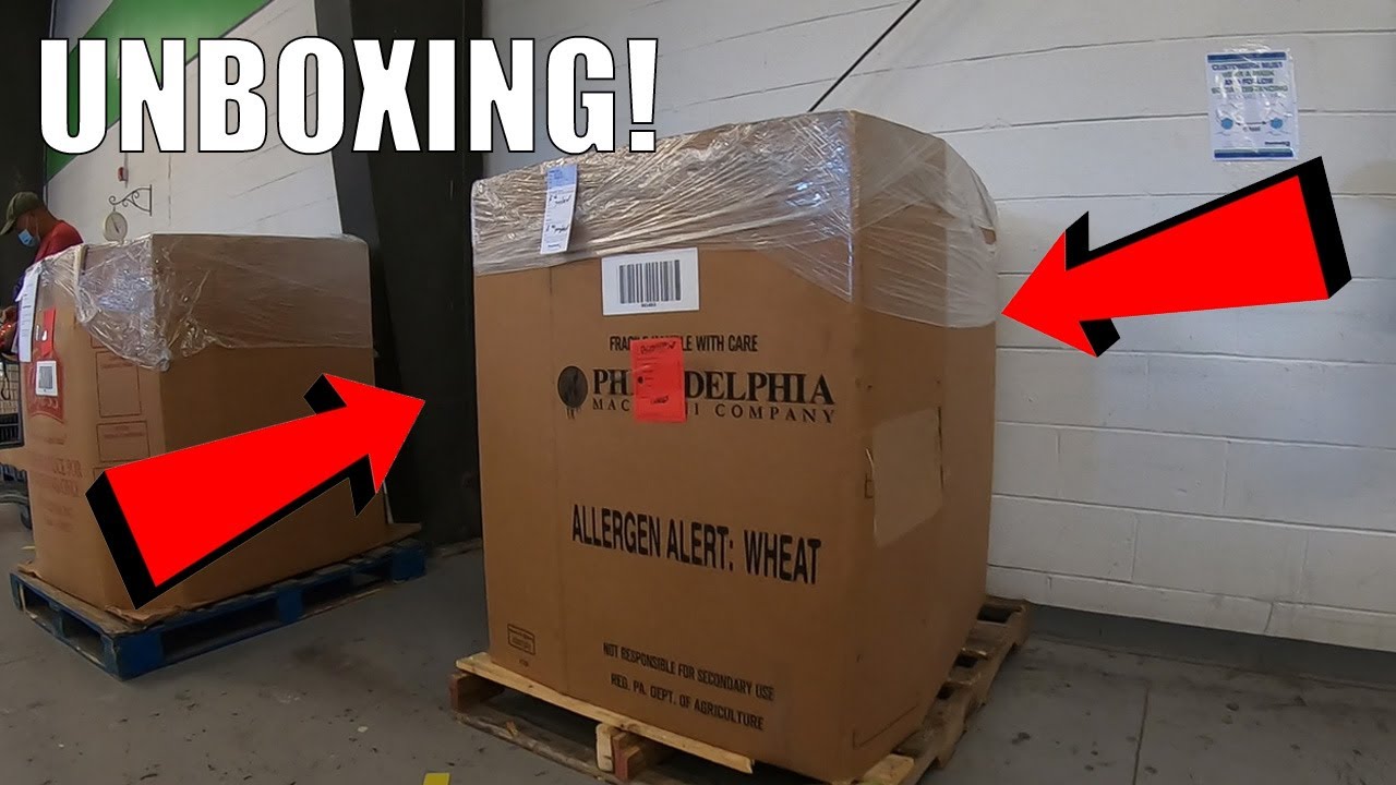 I Bought a Goodwill Mystery Pallet for $40! Unboxing What's Inside