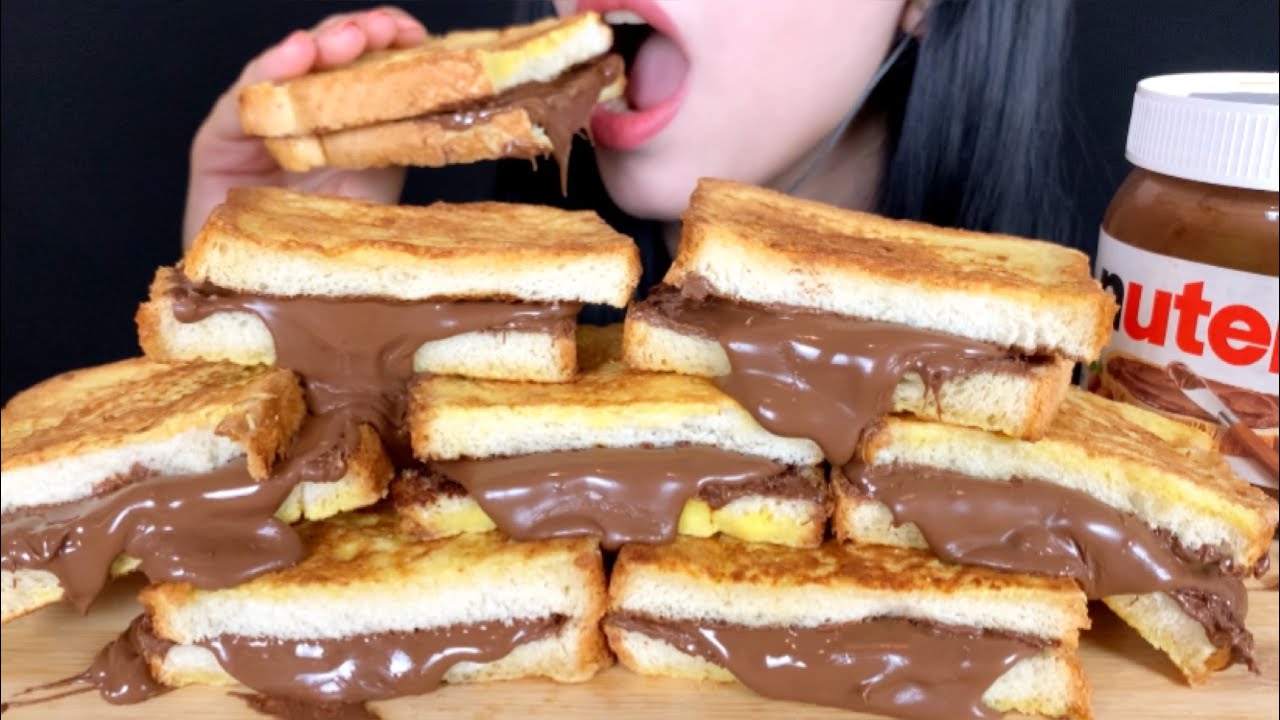 NUTELLA FRENSH TOAST *ASMR | MUKBANG (Eating Sounds)