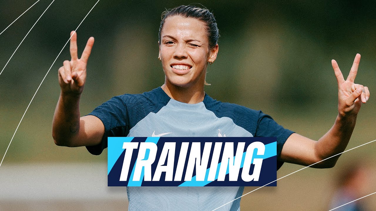 SPURS WOMEN PREPARE FOR WSL OPENER // CHELSEA V TOTTENHAM HOTSPUR