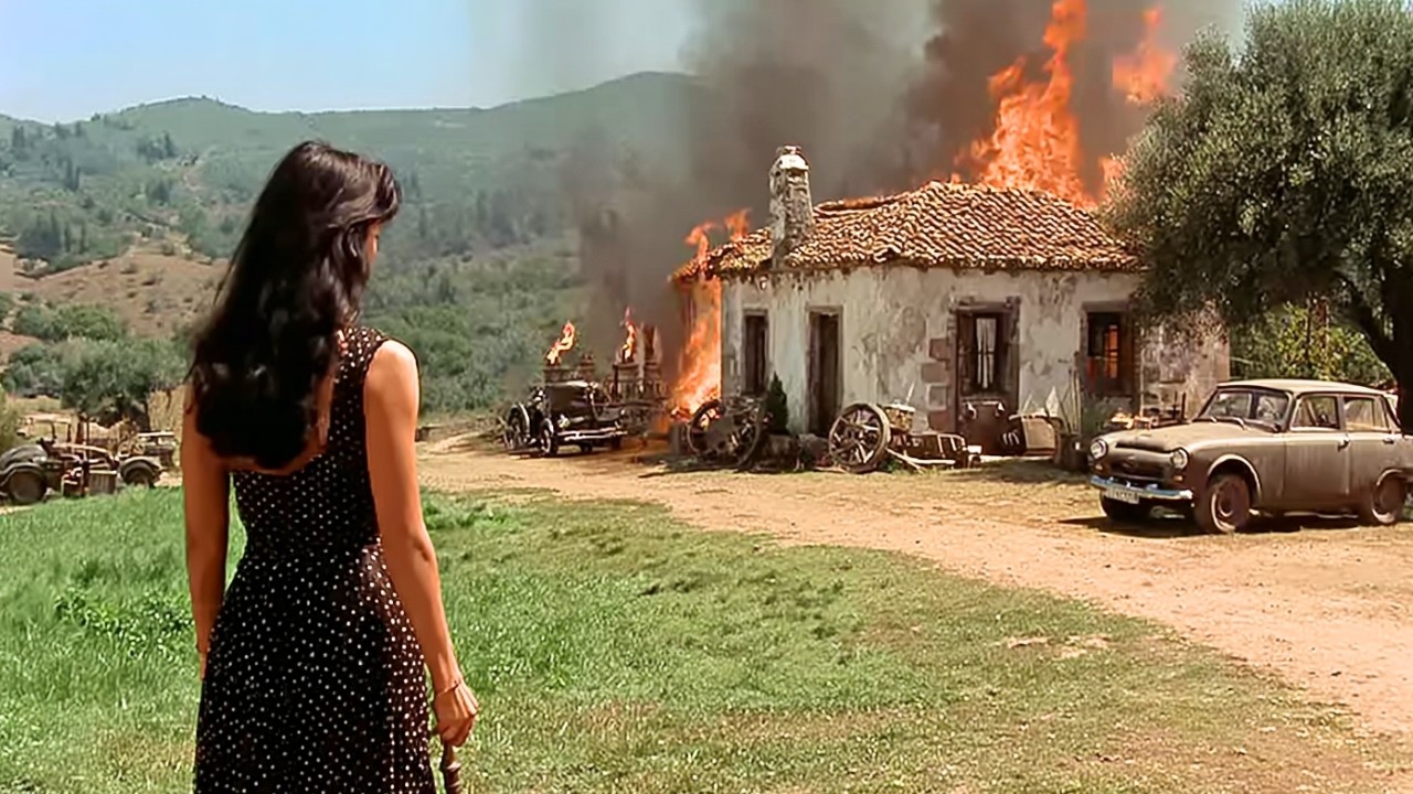 She is being forced to marry a mafia man she doesn&rsquo;t love | Old Italian Drama Film