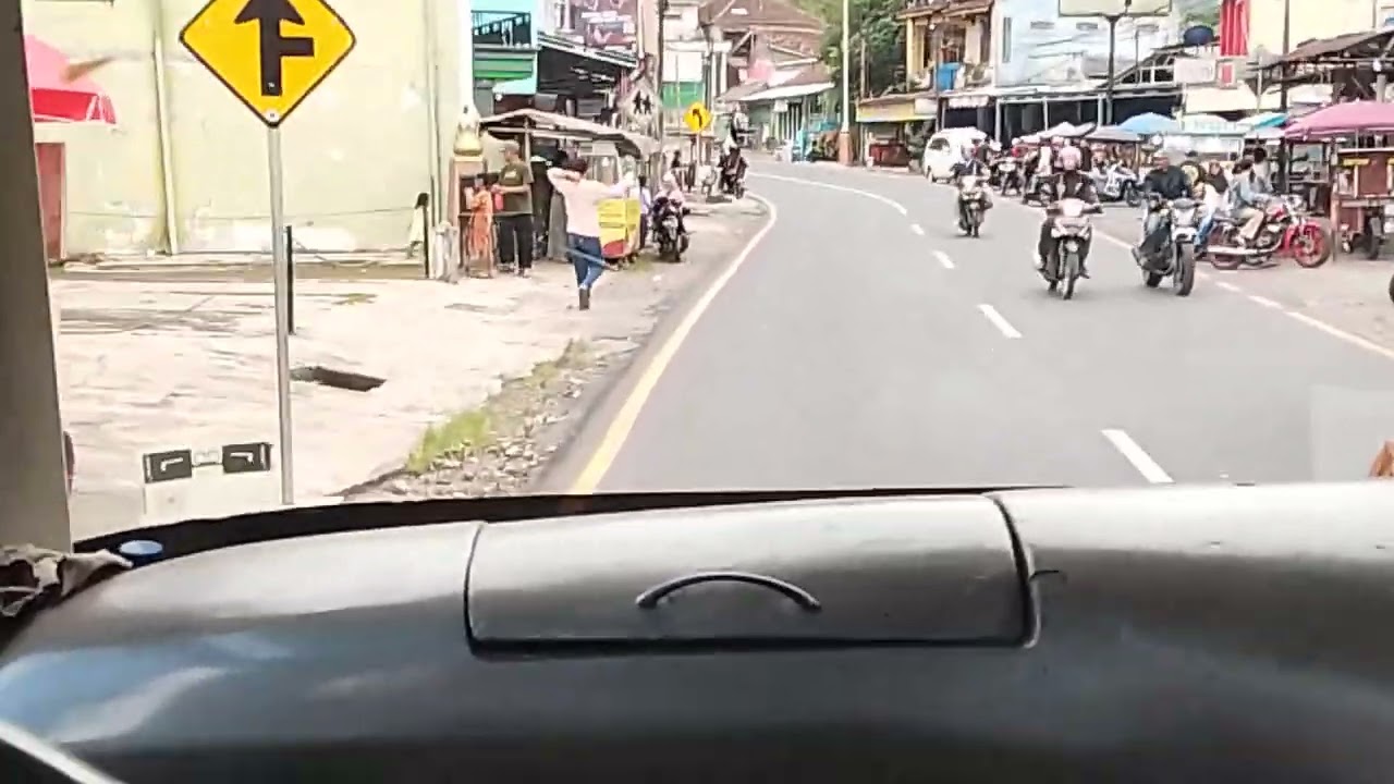 Naik bus dari tasik ke cipatujah