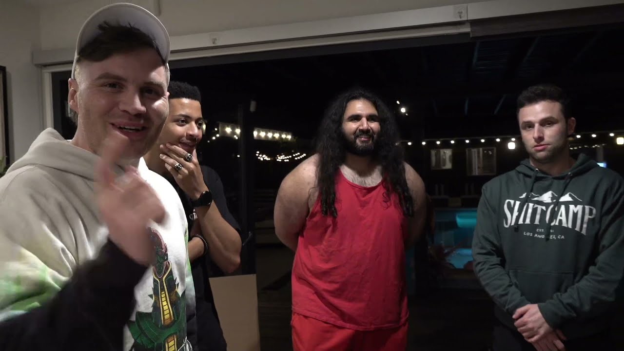 WillNeff 27/09/2021 - ShitCamp Day 1 | Boat Racing & Ghost Stories