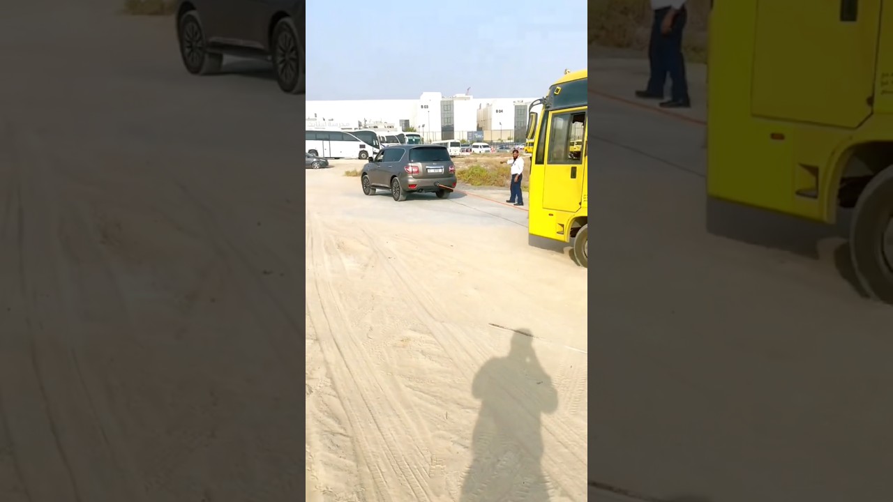 Nissan patrol pulling big bus 🚌 #fyp #trending #shorts #ytalgorithm