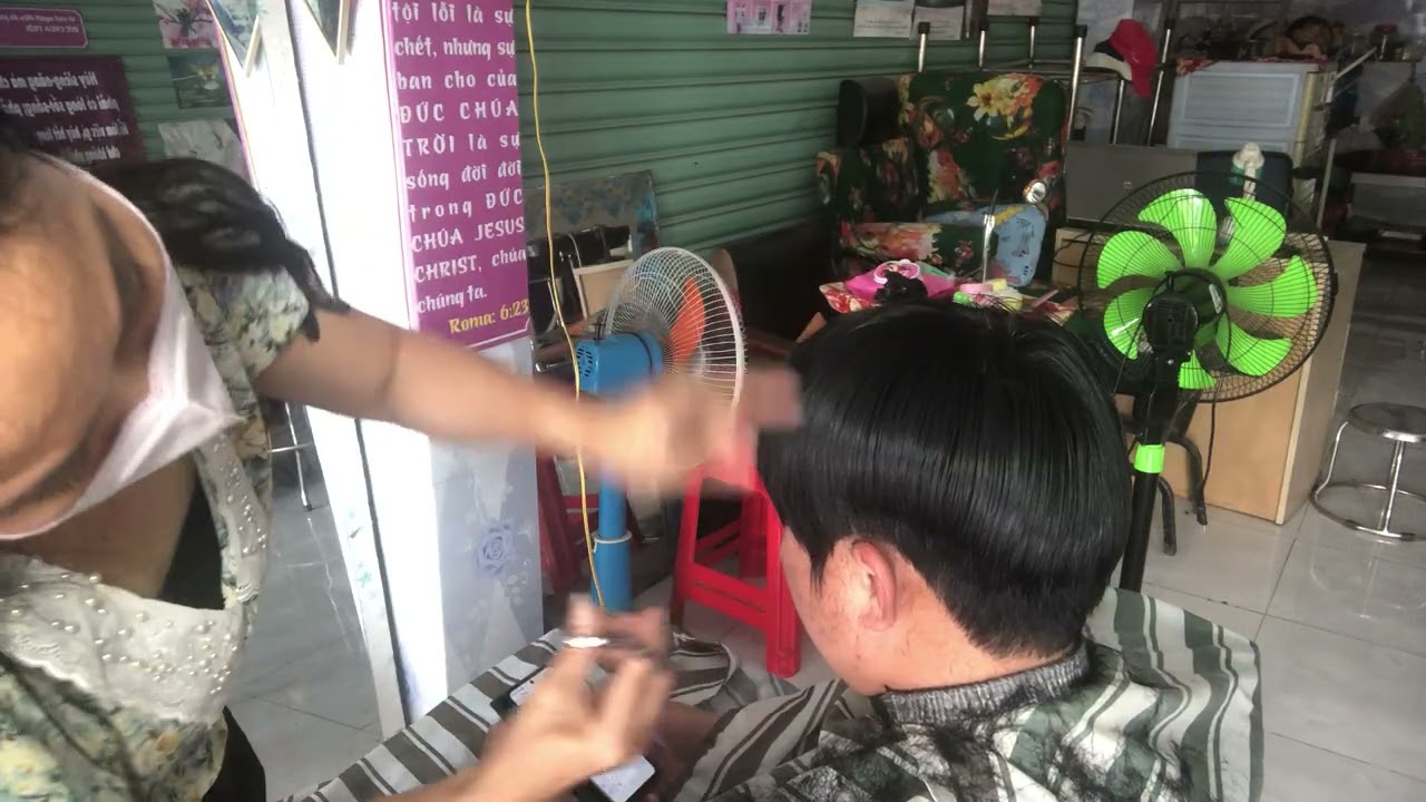 Tạo mẫu tóc nam kiểu Hàn Quốc 