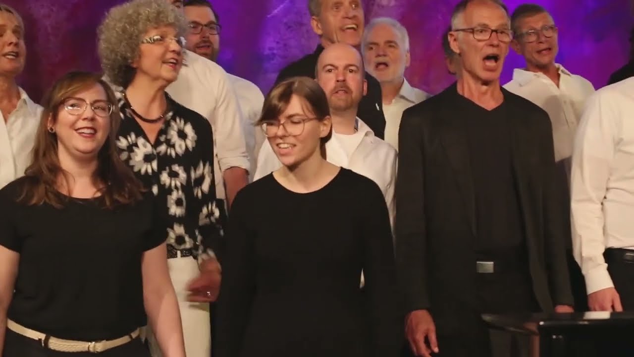 Querbeat Chor singt 