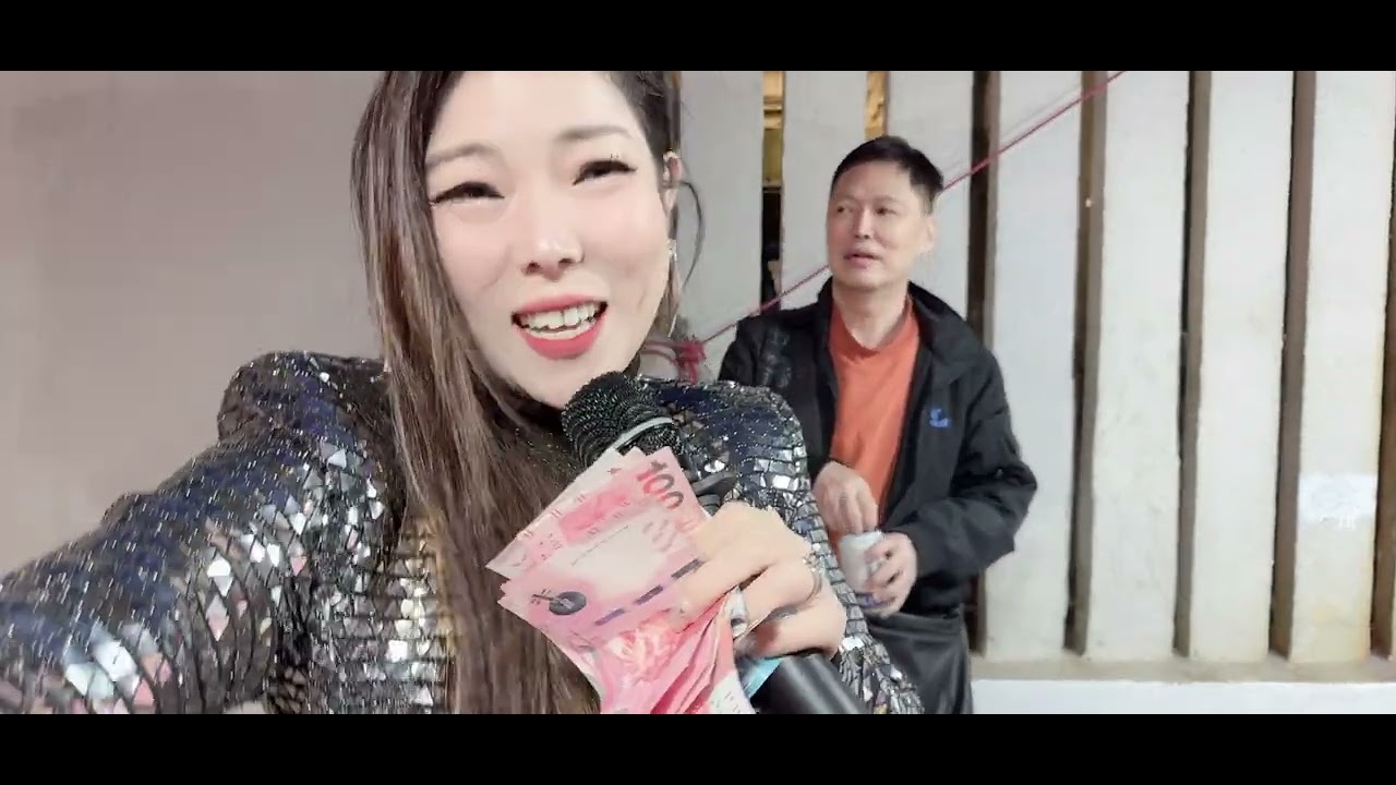 芯尼🎶🎶自从那天遇见你🎶🎶