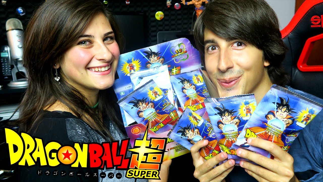 LA mia RAGAZZA apre tutte le BUSTINE di DB SUPER! Spacchettamento Bustine Personaggi 3D By Gioseph