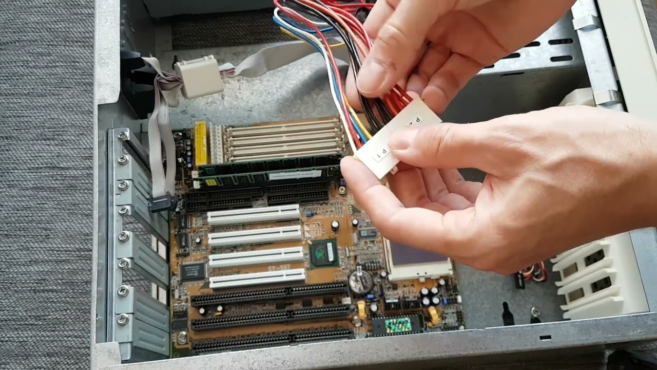 Składam retro komputer z lat 90' - Pentium 166MMX