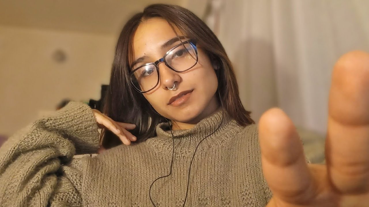 ASMR RÁPIDO 100% CAÓTICO E IMPREDECIBLE (mouth sounds, visuales, hand sounds)