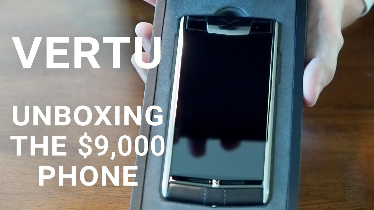Распаковка Vertu Signature Touch