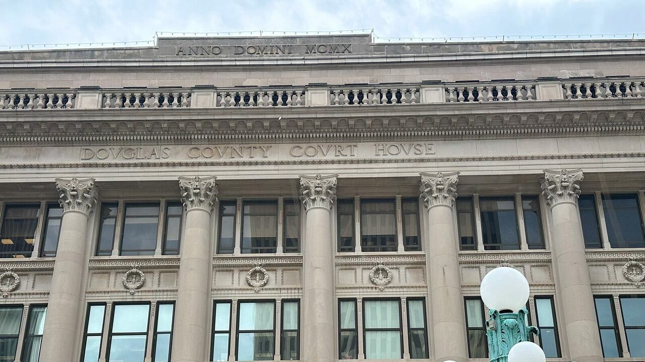Grand jury finds no wrongdoing in 8 in-custody deaths, recommends more mental health resources