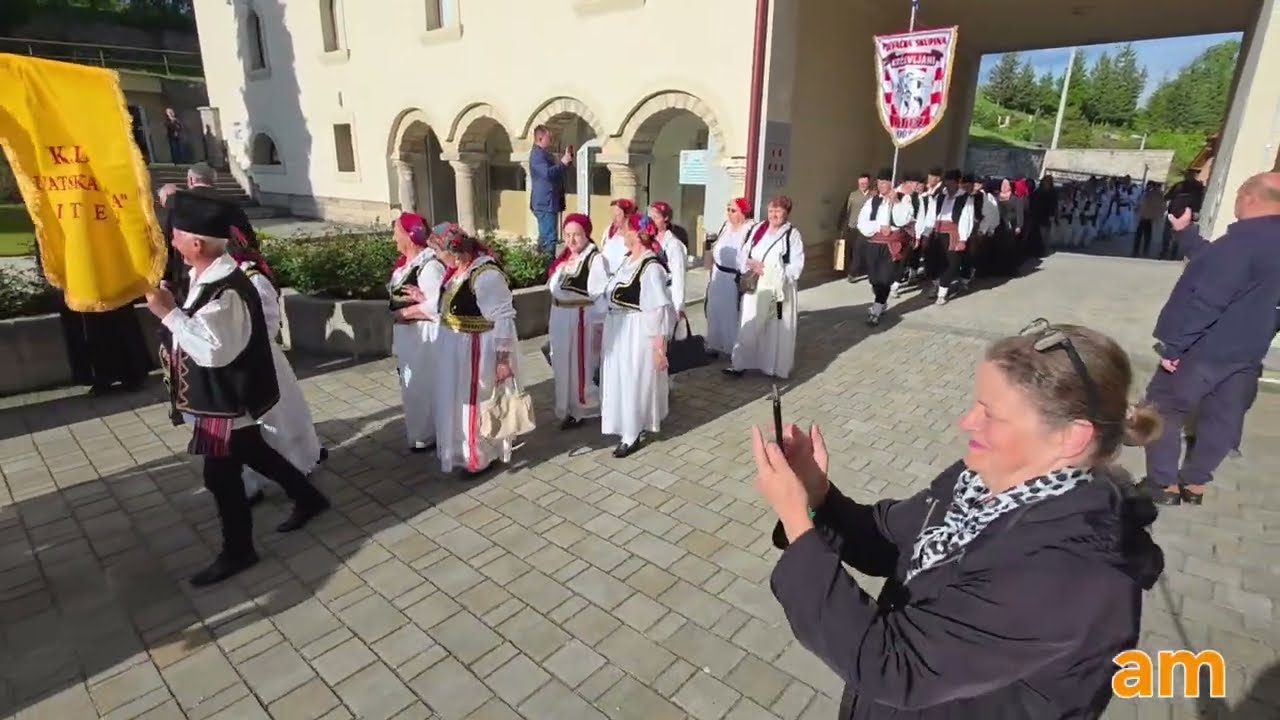 Defile učesnika sedme kulturno-vjerska baštine Guča Gora 2025