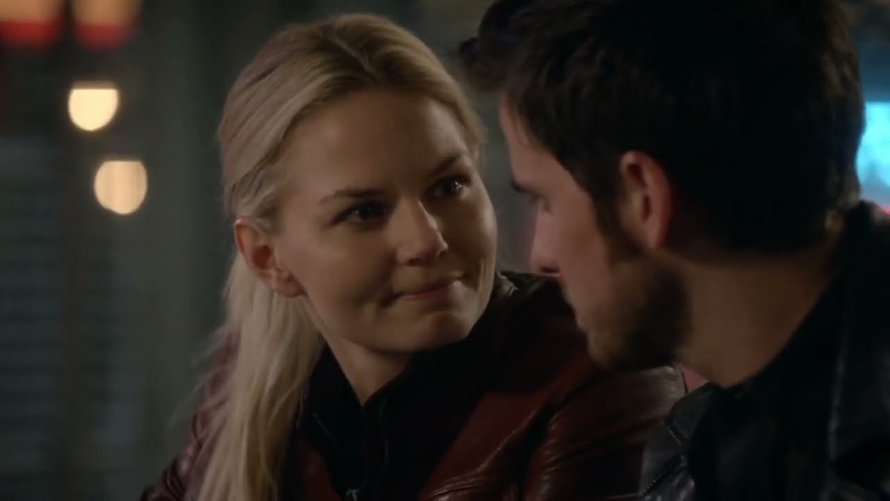 Emma and killian Scenepack season 6