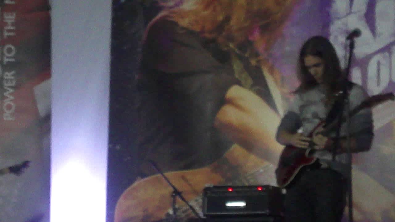 Kiko Loureiro + Gonzalo Sanhueza [Chile, Laney Clinic Tour 2013]