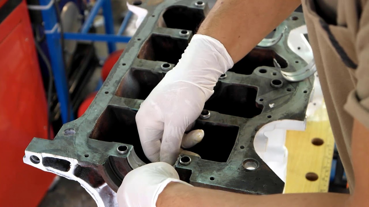 Ep 1. Reconditionare Motor Dacia (clasic) Part.1: Blocul Motor & Semicuzineti Palier.