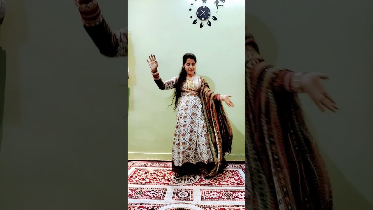 Kamariya - Mitron || Navratri special dance shorts || Garba steps 