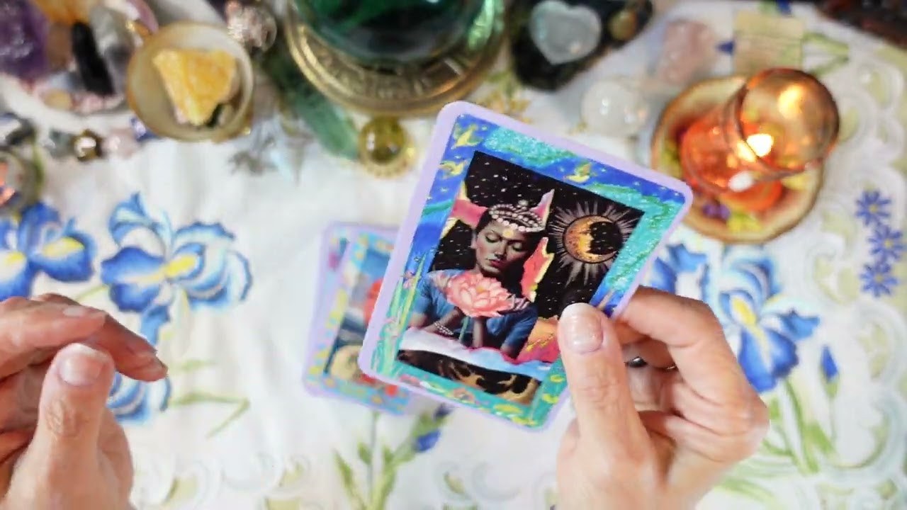 THE INTUITION ORACLE - Deck Review - PACKED FULL OF INSIGHTS TO HELP YOU DISCOVER YOUR INNER WISDOM