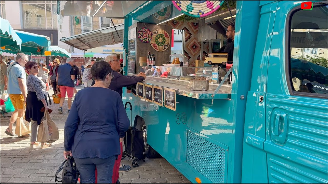 AURAY 🇲🇫  |  Balade un jour de Marché  |  Ouest 24 Télévision