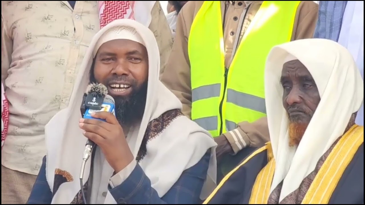 Sheikh usman duri muhaadara Ajjaibaa dhageefaadh qooda irraa fudhaa caqsaa erga bareedu tana 