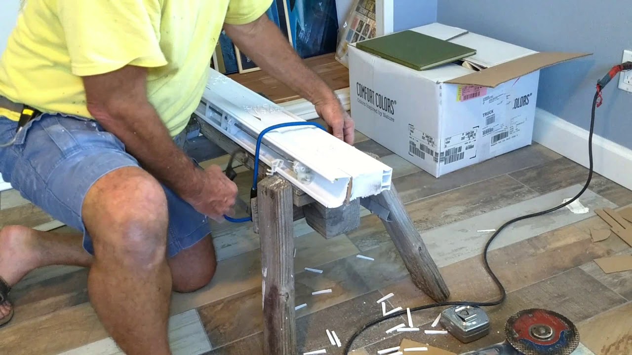 cutting down the width of horizontal blinds