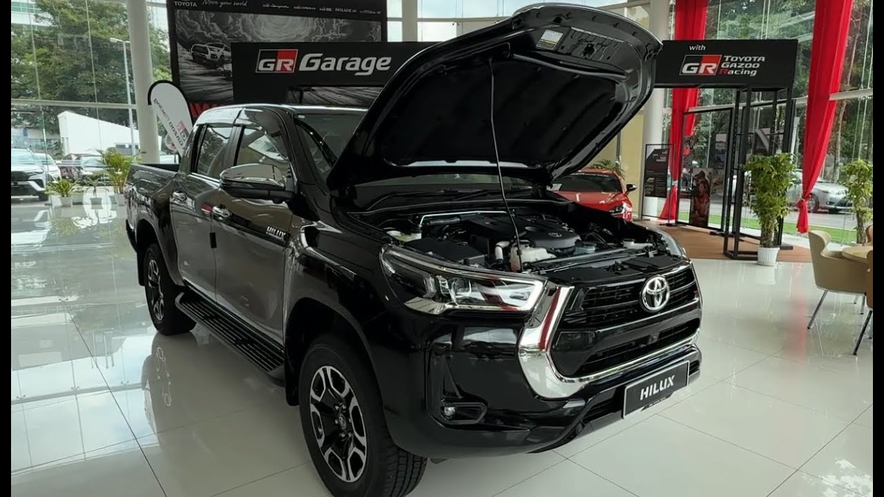 Toyota Hilux Double Cab 2.4 V AT 4x4 2025