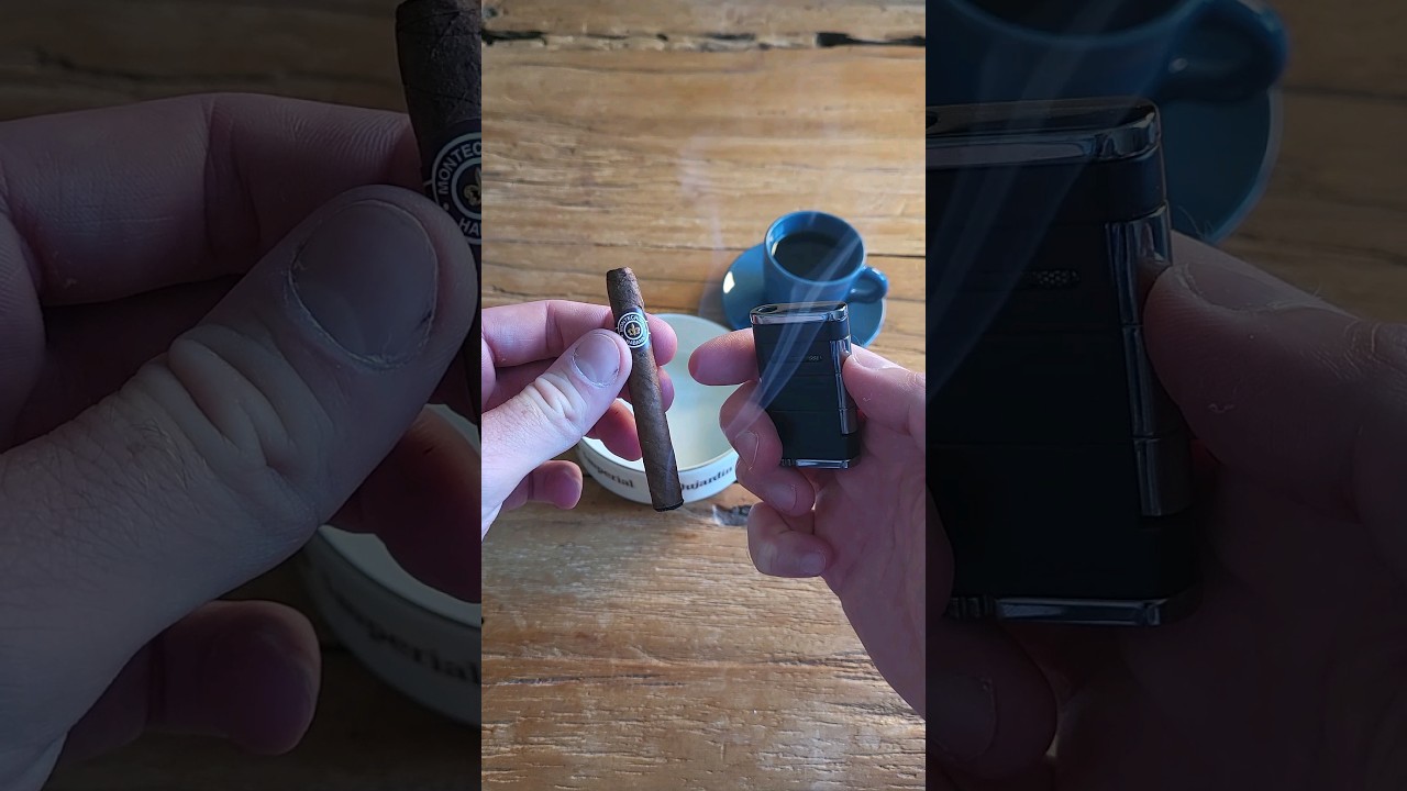 short but wonderful break with #Montecristo Shorts ☕️☀️ #asmr #myhabanosmoment #cigar #zigarre