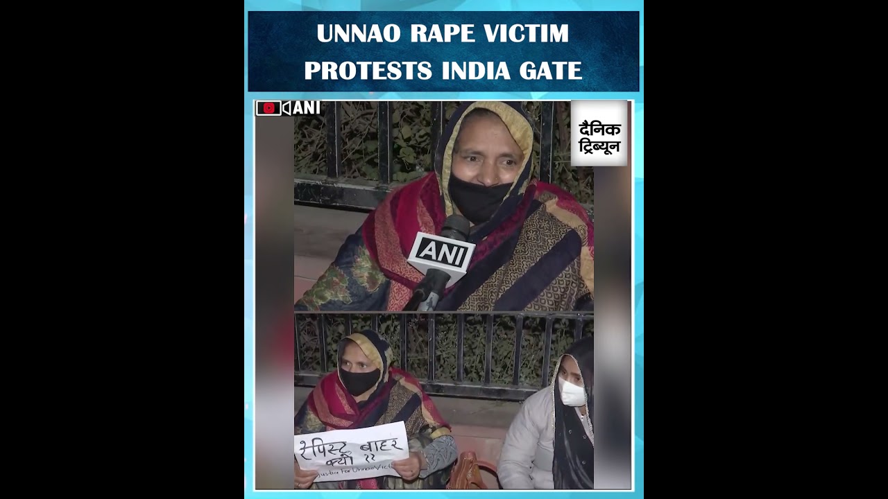 Unnao Rape Case: Victim, Mother Protest at India Gate Over Delhi HC Sentence Suspension